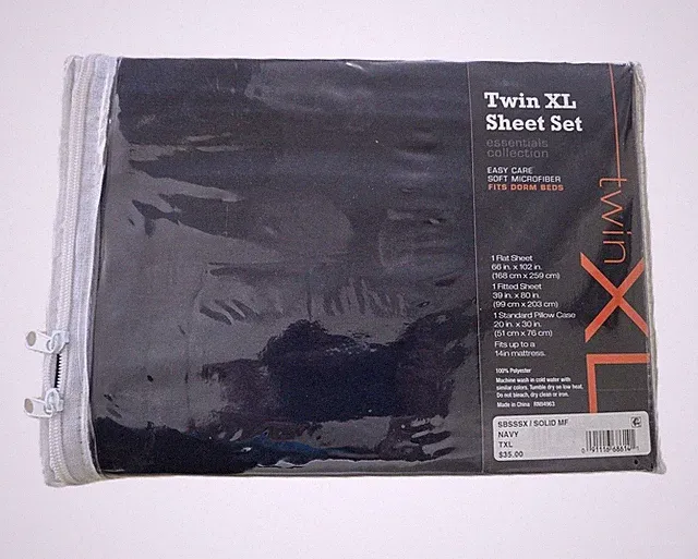 NIP Essential collection Navy Blue Twin XL Easy Care Sheet set for dorm rooms